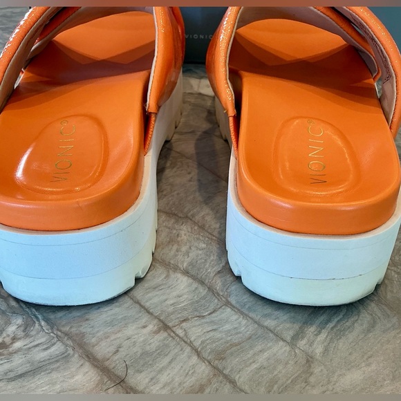 Vionic Vesta Women's Slide Comfort Sandals Orange Marigold Patent Leather Size 8 - Picture 9 of 12